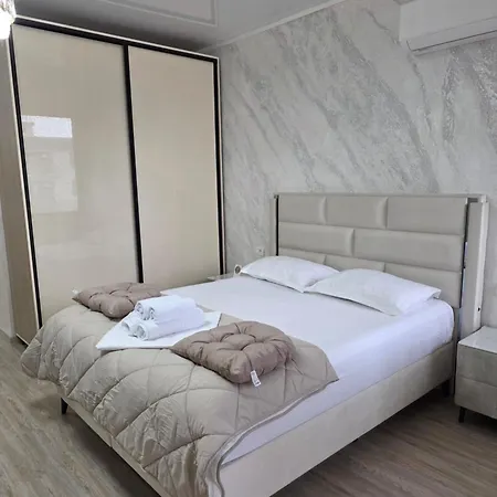 Rasarit La Mare Sea View アパート コンスタンツァ